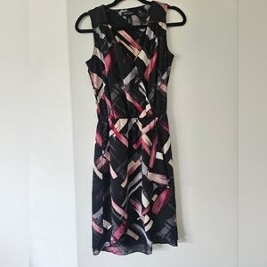 White House Black Market Sheath Dress Black Pink Crew Neck